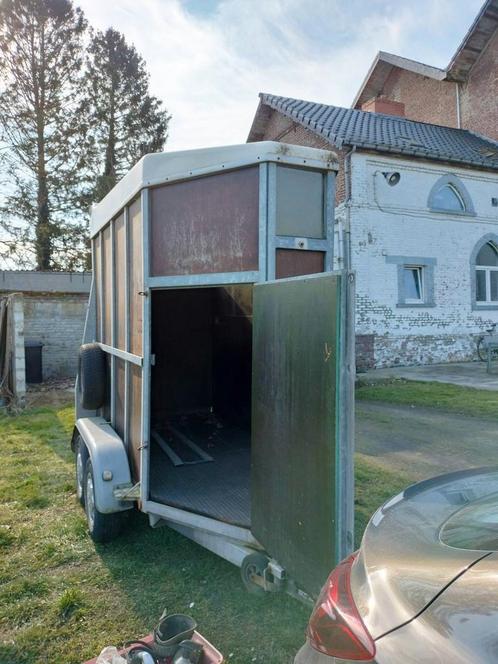 Van cheval 1 place et demi, Dieren en Toebehoren, Paarden en Pony's | Trailers en Aanhangwagens, Zo goed als nieuw, Ophalen