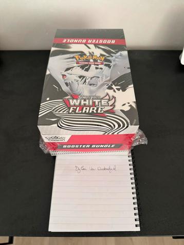 White flare booster bundle display beschikbaar voor biedingen
