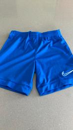 Voetbalbroekje / sportbroekje Nike, S, m128-134, 8-10j, Gebruikt, Sport- of Zwemkleding, Ophalen of Verzenden, Nike