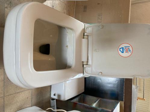 wc broyeur compact, Doe-het-zelf en Bouw, Sanitair, Gebruikt, Toilet, Ophalen