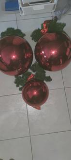 Reuze kerstballen, Ophalen