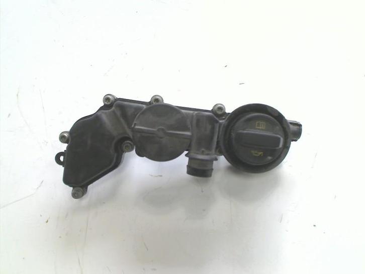OLIEKOELER Volkswagen Golf VIII (CD1) (05e103495ah), Auto-onderdelen, Airco en Verwarming, Volkswagen, Gebruikt