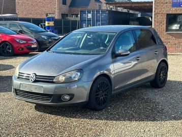 Vw Golf 1.4i met lichte schade! Handelaar of export! disponible aux enchères