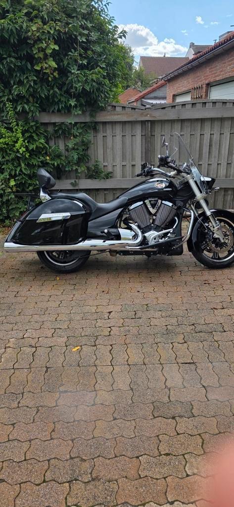 Victory cross roads, Motoren, Motoren | Overige merken, Particulier, Toermotor, 2 cilinders, ABS, LED Verlichting, Ophalen