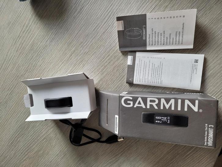 Garmin vívosmart 3, Audio, Tv en Foto, Foto | Flitsers, Zo goed als nieuw, Overige merken, Ophalen of Verzenden