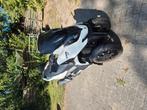 Qv3 in nieuwstaat 740 km GEEN Motorkledij verplicht, Motoren, Particulier