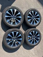 Volvo velgen OEM met zgan Pirelli banden, Auto-onderdelen, Banden en Velgen, Banden en Velgen, Nieuw, 235 mm, All Season