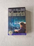 Het gouden kompas - Het Noorderlicht deel 1 - Philip Pullman, Boeken, Ophalen of Verzenden, Gelezen, Philip Pullman