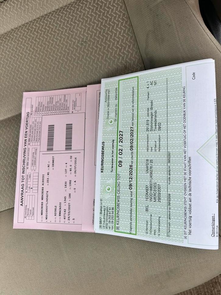 Mercedes A 180 cdi 03/2007 approuvée à la vente 1500€, Autos, Mercedes-Benz, Particulier, Classe A, Airbags, Diesel, Euro 4, Hatchback