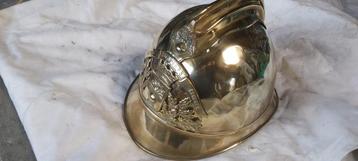 Casque de pompier des années 1900, Enlèvement ou Envoi