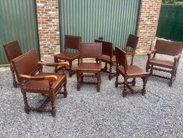8 oude vol eiken / lederen stoelen  beschikbaar voor biedingen