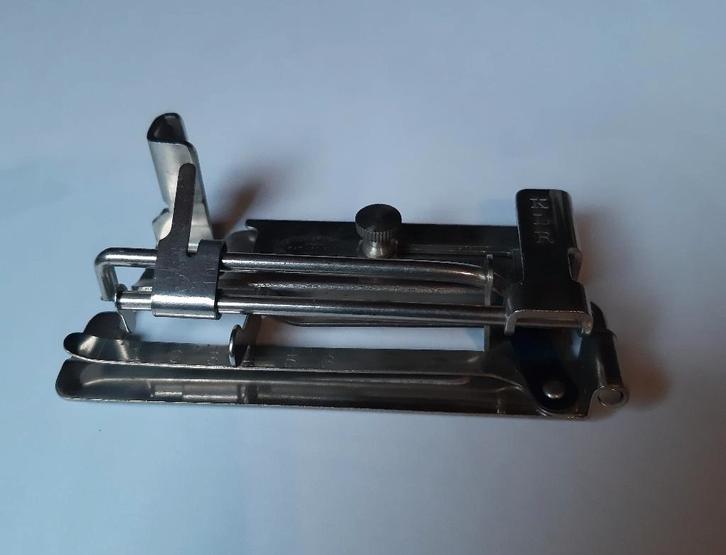 Aanbouwstukje tucker - antieke Greist - Pfaff naaimachine, Hobby & Loisirs créatifs, Machines à coudre & Accessoires, Utilisé