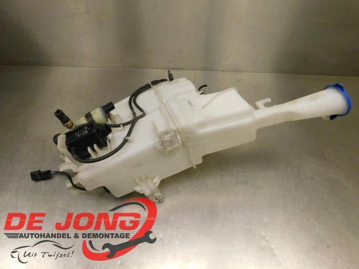 Ruitensproeiertank voor van een Hyundai Tucson, Auto-onderdelen, Ruiten en Toebehoren, Hyundai, Gebruikt, 3 maanden garantie, Ophalen of Verzenden
