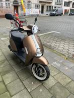 Scooter a klasse, Fietsen en Brommers, Snorfietsen en Snorscooters, Ophalen, Zo goed als nieuw, Benzine