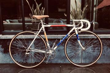 Retro koersfiets  beschikbaar voor biedingen