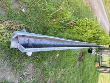 Zinken dakgoot 2 x 14 meter. beschikbaar voor biedingen