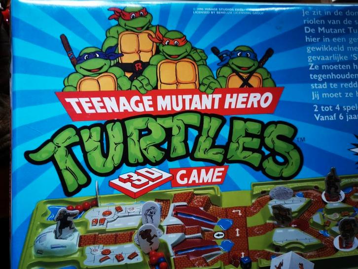 Vintage Teenage mutant hero turtles 3D bordSpel, Hobby en Vrije tijd, Gezelschapsspellen | Bordspellen, Zo goed als nieuw, Drie of vier spelers