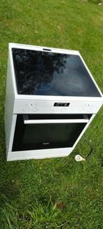 Siemens oven met kookplaten elektrisch, Elektronische apparatuur, Fornuizen, Ophalen, Gebruikt, Elektrisch