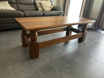 Salontafel - hout beschikbaar voor biedingen