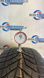 2x Yokohama BluEarth Winter Verde 225/45 R19 96V XL 225/45/1, Auto-onderdelen, Banden en Velgen, 19 inch, Gebruikt, Band(en), Personenwagen