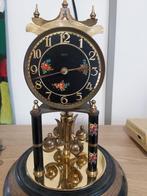 Antieke jaarklok - pendulum - jaren '60 - '70, Antiquités & Art, Antiquités | Horloges, Enlèvement