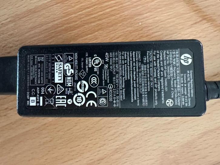 'zo goed als nieuwe' HP laptop charger - lader HP notebook, Computers en Software, Laptop-opladers, Zo goed als nieuw, Ophalen