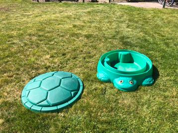 Little Tikes zandbak met watergoot + deksel beschikbaar voor biedingen