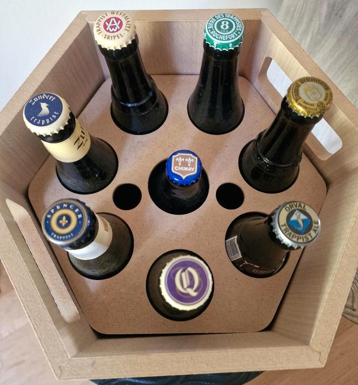 Trappist set: box, glazen, Westvleteren leeggoedbak, Verzamelen, Biermerken, Zo goed als nieuw, Overige typen, Overige merken