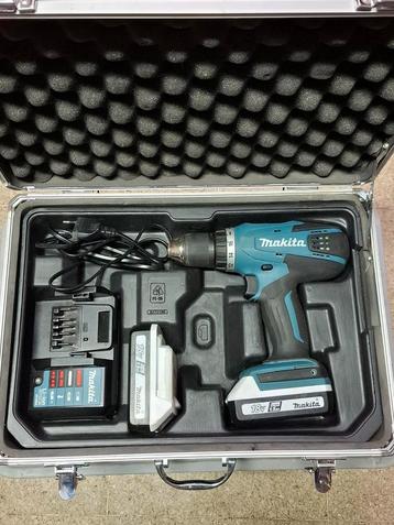 Makita boormachine, Doe-het-zelf en Bouw, Gereedschap | Boormachines, Ophalen, Zo goed als nieuw, Boormachine
