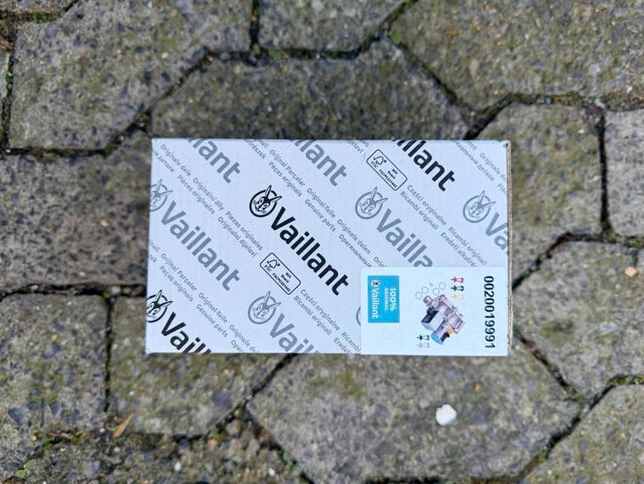 GAZ VAILLANT (BLOC GAZ) - RÉFÉRENCE 0020019991, Bricolage & Construction, Sanitaire, Comme neuf, Enlèvement ou Envoi