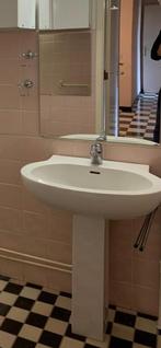 Gratis lavabo met kraan, Huis en Inrichting, Badkamer | Badkamermeubels, Ophalen, Zo goed als nieuw