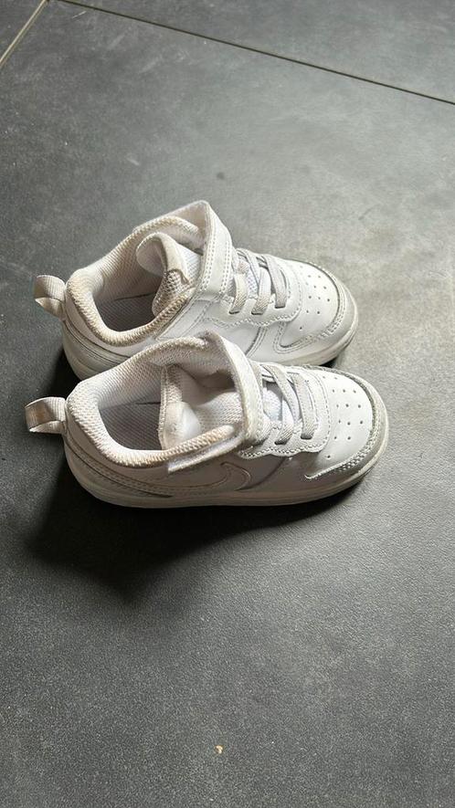 Nike schoentjes maat 23.5, Kinderen en Baby's, Babykleding | Schoentjes en Sokjes, Zo goed als nieuw, Jongetje of Meisje, Schoentjes