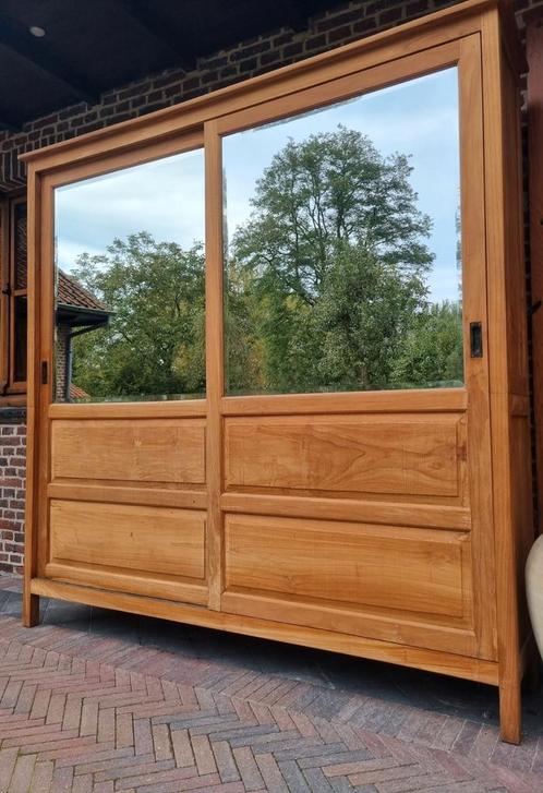 Armoire de vestibule très agréable et unique, Maison & Meubles, Armoires | Autre, Comme neuf, Enlèvement ou Envoi