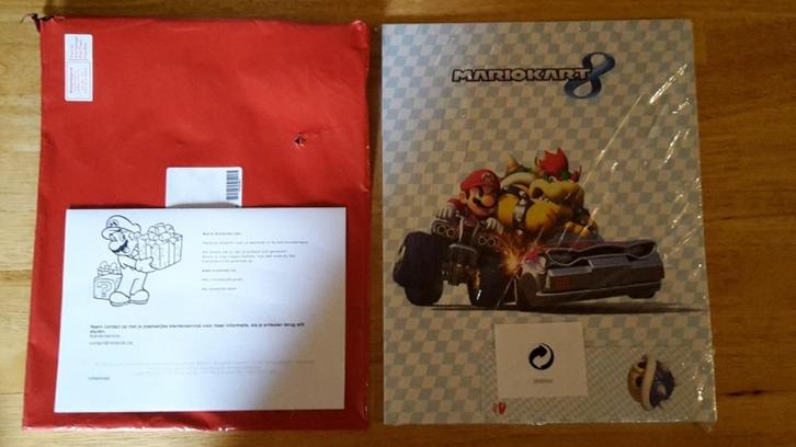 Super Mario kart 8 map (nieuw, Club Nintendo exclusive), Games en Spelcomputers, Games | Nintendo Wii U, Nieuw, Racen en Vliegen