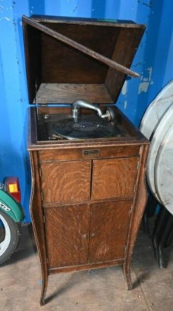 Antieke grammofoonkast A.F. Rousseau Bruxelles beschikbaar voor biedingen