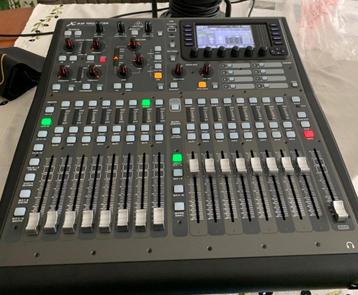 Behringer X32 Producent Digitale Mixer beschikbaar voor biedingen