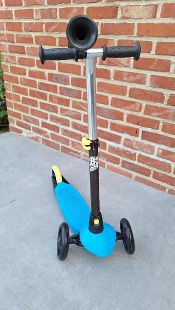 Decathlon kinderstep met toeter, Enlèvement, Comme neuf, Step simple, DECATHLON