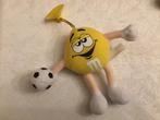 M&M gele voetbal knuffel, Ophalen of Verzenden