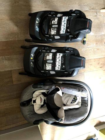 Autostoel Stokke voor babies + 2 ISOfix bases beschikbaar voor biedingen
