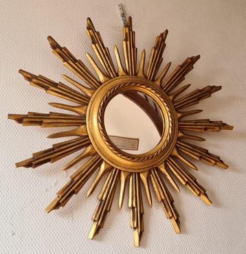 Zonnespiegel, frame in hout, diameter 58 cm beschikbaar voor biedingen
