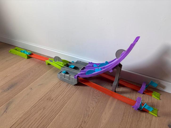 Hot Wheels Split Speeders Blade Raid racebaan, Kinderen en Baby's, Speelgoed | Racebanen, Zo goed als nieuw, Racebaan, Opwindmechanisme