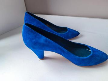 Damesschoen maat 37,amper gedragen  beschikbaar voor biedingen