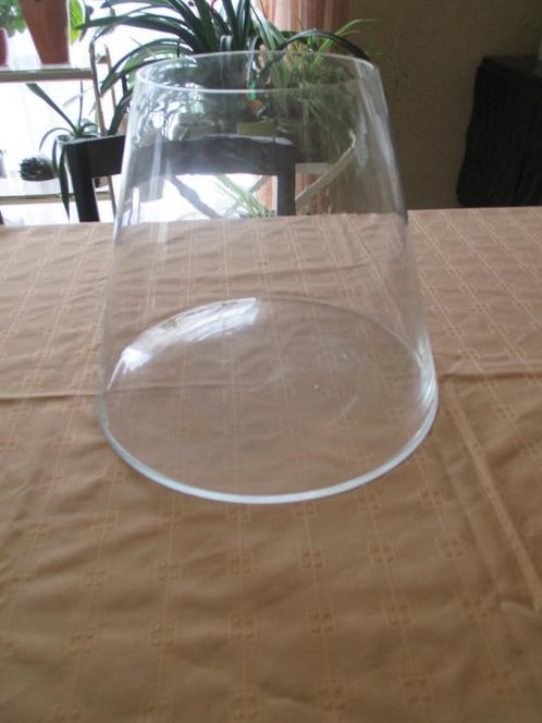 grote vaas, Huis en Inrichting, Woonaccessoires | Vazen, Zo goed als nieuw, Glas, Ophalen of Verzenden