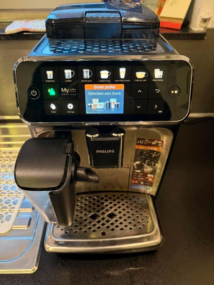 Phillips EP5447 koffiemachine te koop, Elektronische apparatuur, Koffiezetapparaten, Zo goed als nieuw, Koffiemachine, Ophalen
