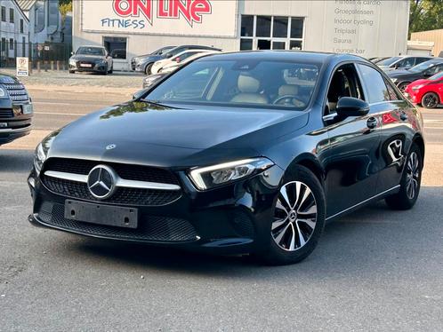 Mercedes A180d Automaat 2022 66.170 km, Auto's, Mercedes-Benz, Bedrijf, Te koop, A-Klasse, 360° camera, Aangepast voor mindervaliden