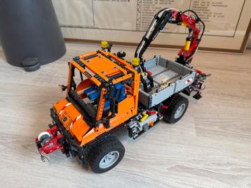 Lego Technic 8110 Unimog Mercedes beschikbaar voor biedingen