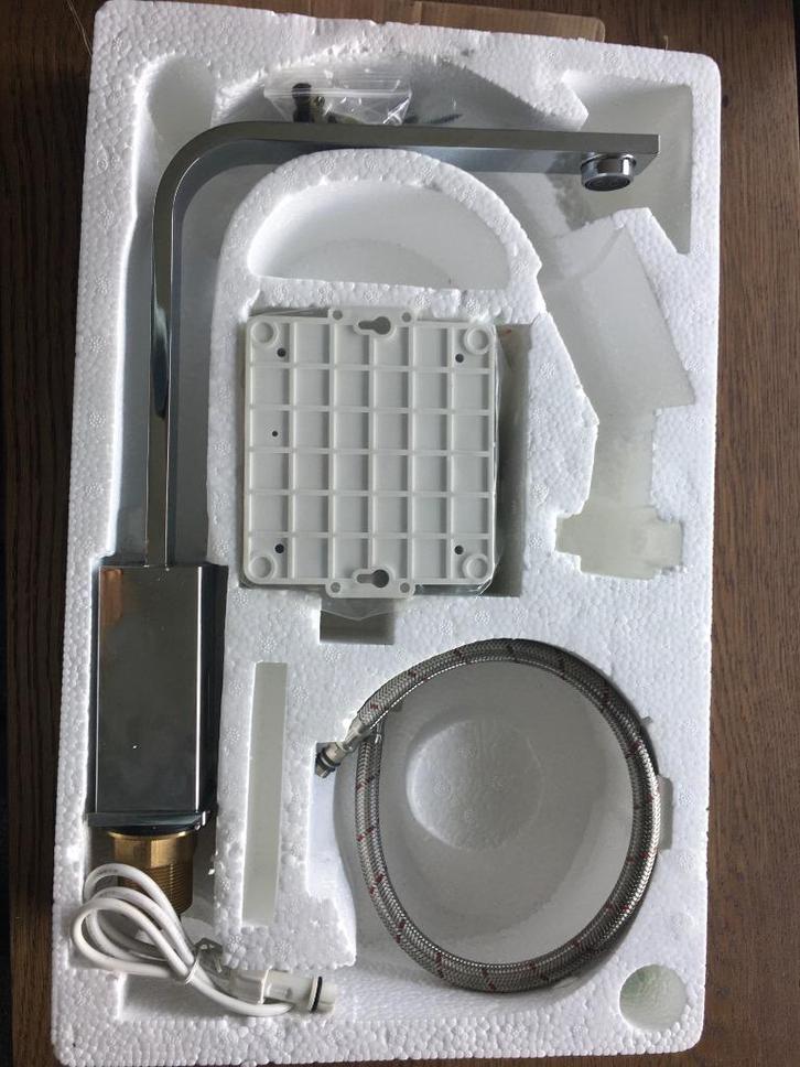 Keuken kraan met sensor. ANTI CORONA., Doe-het-zelf en Bouw, Sanitair, Nieuw, Kraan, Chroom, Ophalen of Verzenden