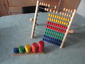 veelkleurig telraam+houten blokje 1-5 met houten ringen beschikbaar voor biedingen