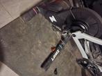 Indoor fietstrainer zwift hub one cog and click, Sport en Fitness, Ophalen, Zo goed als nieuw, Overige typen