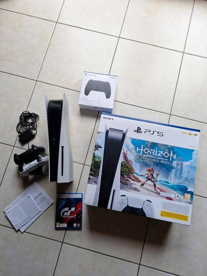 PlayStation 5 avec accessoires, Consoles de jeu & Jeux vidéo, Jeux | Sony PlayStation 5, Comme neuf, Enlèvement ou Envoi